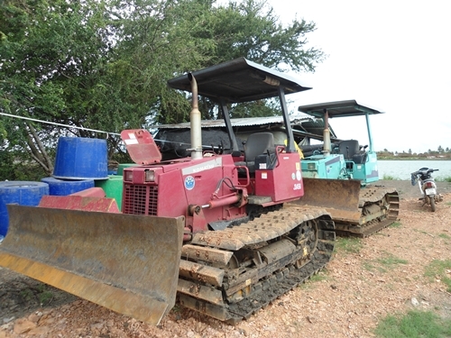 ขาย Komatsu D20P-7E (2 คัน) รถบ้านครับราคาไม่แพง