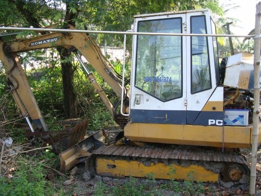 ขายรถเเบคโฮโคมัสสุ PC40-5