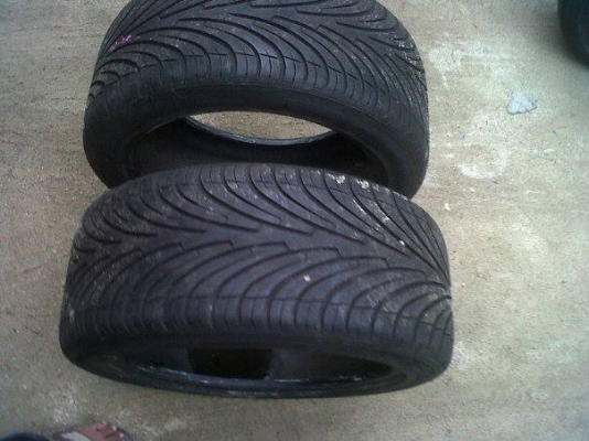 ขายยาง 1 คู่ rapialn  245/45R18 สับดาที่ 20 ปี10ขาย 2900