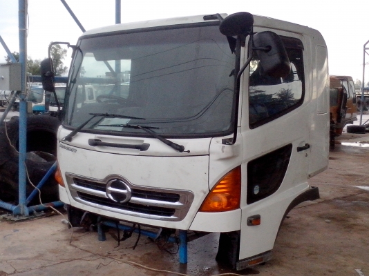 แสงฟ้าเต้นรถ////ขายหัวเก๋งเก่าญี่ปุ่น HINO-MEGA มีแค๊ป สภาพสวย