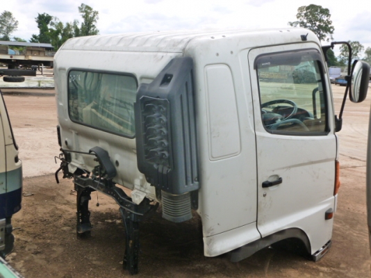 แสงฟ้าเต้นรถ////ขายหัวเก๋งเก่าญี่ปุ่น HINO-MEGA มีแค๊ป สภาพสวย