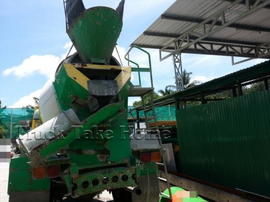 Nissan รถ 6 ล้อ โม่ปูน Nissan รถ 6 ล้อ โม่ปูน