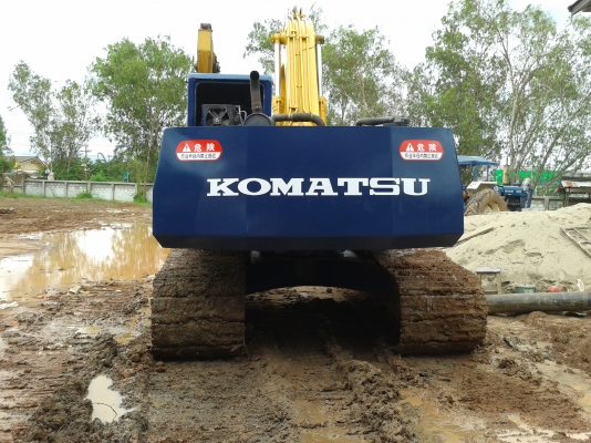 ขาย KOMATSU PC 200-5 เอกสารเล่มทะเบียน แอร์พร้อมครับ ขาย KOMATSU PC 200-5 เอกสารเล่มทะเบียน แอร์พร้อมครับ