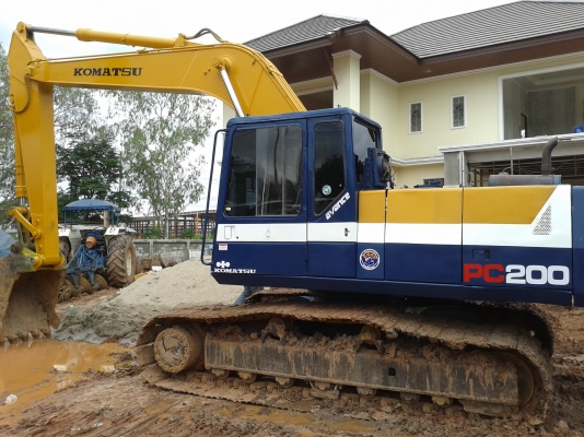 ขาย KOMATSU PC 200-5 เอกสารเล่มทะเบียน แอร์พร้อมครับ ขาย KOMATSU PC 200-5 เอกสารเล่มทะเบียน แอร์พร้อมครับ