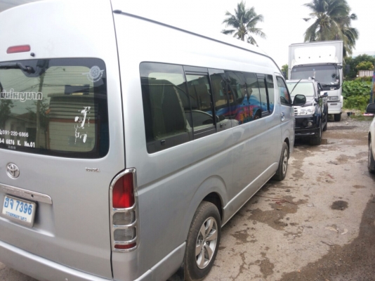 ขายรถตู้ Commuter รุ่นใหม่ แต่ง VIP รอบคัน