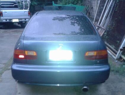 ด่วน..Civic4ประตูเครื่องสมบูรณ์เกียร์M/TหลังคาSUNROOFแม็กVIP.15"(พร้อมขับส่ง)