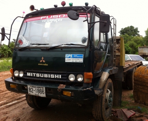 MITSUBISHI FUSO FN527 MA - 195 HP 6D16 รถหางปลาสิบล้อ 2 เพลา เครื่องเดิมเกียร์เดิม 10 SPEED ภายในเก๋งคอนโซลเรือนไมล์สวยครบ พวงมาลัยเพาเวอร์ ระบบเบรคทริ๊ปฟี้ ช่วงล่างคัชซีสวยเดิมๆไม่มีบวม ยางสภาพดี 10 เส้นประมาณ 70\% พร้อมลากพร้อมบรรทุกได้เลย เอกสารทะเบียนภ