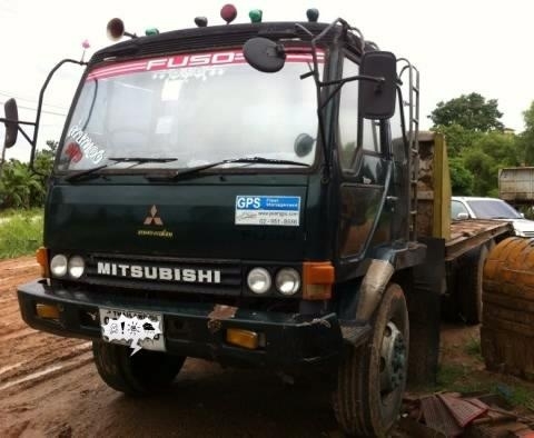 MITSUBISHI FUSO FN527 MA - 195 HP 6D16 รถหางปลาสิบล้อ 2 เพลา เครื่องเดิมเกียร์เดิม 10 SPEED ภายในเก๋งคอนโซลเรือนไมล์สวยครบ พวงมาลัยเพาเวอร์ ระบบเบรคทริ๊ปฟี้ ช่วงล่างคัชซีสวยเดิมๆไม่มีบวม ยางสภาพดี 10 เส้นประมาณ 70\% พร้อมลากพร้อมบรรทุกได้เลย เอกสารทะเบียนภ
