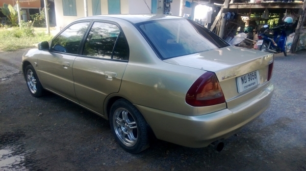 ขายรถเก๋งมิสซูบิชิท้ายเบนร์ รถสวยติดแก๊ส LPG ราคาต่อรอง