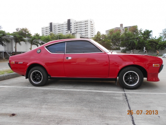 ลองชมดูก่อนครับ Mazda 929 หน้ายักษ์ 2 ประตู ลองชมดูก่อนครับ Mazda 929 หน้ายักษ์ 2 ประตู