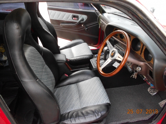 ลองชมดูก่อนครับ Mazda 929 หน้ายักษ์ 2 ประตู ลองชมดูก่อนครับ Mazda 929 หน้ายักษ์ 2 ประตู