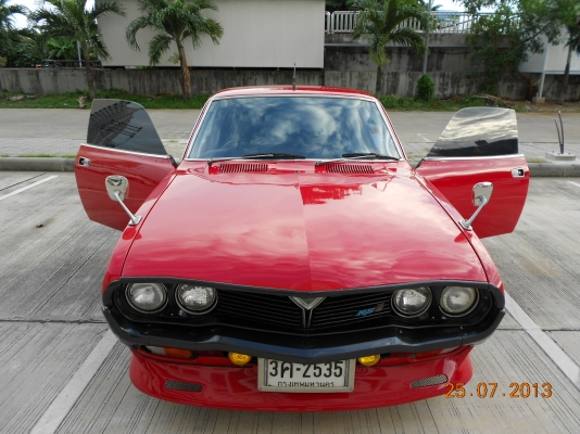 ลองชมดูก่อนครับ Mazda 929 หน้ายักษ์ 2 ประตู