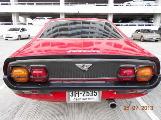 ลองชมดูก่อนครับ Mazda 929 หน้ายักษ์ 2 ประตู ลองชมดูก่อนครับ Mazda 929 หน้ายักษ์ 2 ประตู