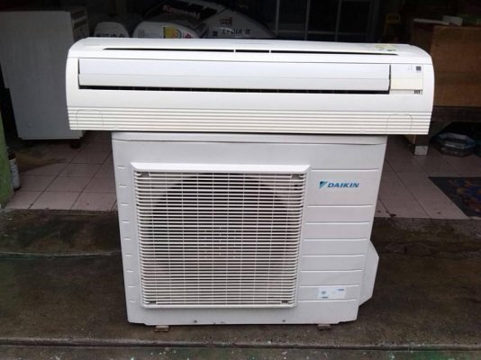 **** ขายแอร์ DAIKIN 18000 BTU สภาพสวย ****