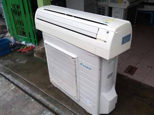 **** ขายแอร์ DAIKIN 18000 BTU สภาพสวย ****