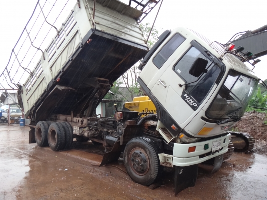 ขายด่วน รถสิบล้อสองเพลาดัมพ์  HINO  FM  3M  กระบะสามมิตร  พร้อมใช้งาน