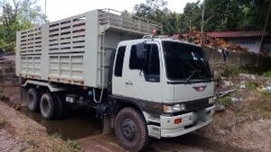 รถฮีโน่ 10 ล้อดั้ม FM3H  195 แรงม้า  สนใจติดต่อ 081 - 6079515