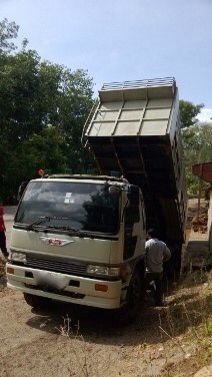 รถฮีโน่ 10 ล้อดั้ม FM3H 195 แรงม้า สนใจติดต่อ 081 - 6079515 รถฮีโน่ 10 ล้อดั้ม FM3H 195 แรงม้า สนใจติดต่อ 081 - 6079515