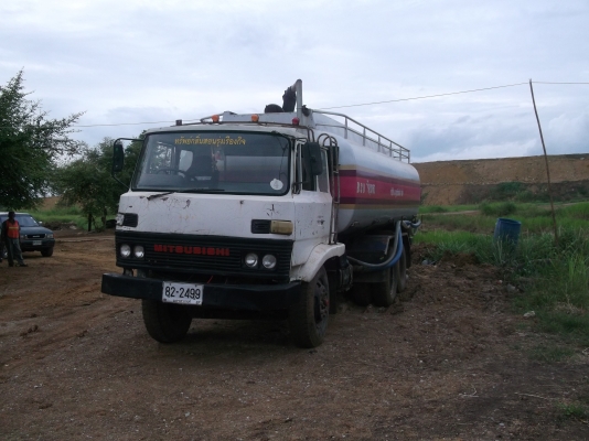 ต้องการขายรถน้ำ