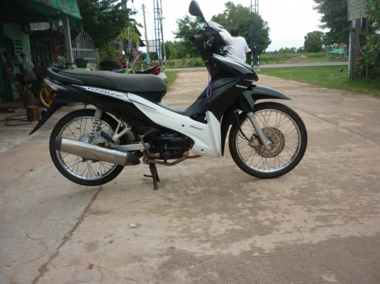 ขาย เวฟ 100สามคัน 110i 1คัน ขายสี่คันๆละ 16900 บาท ขาย เวฟ 100สามคัน 110i 1คัน ขายสี่คันๆละ 16900 บาท