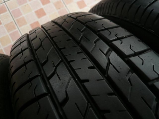 ขายยาง BRIDGESTONE B390 205-65-15 ปี4512 งามๆ (1ชุด) ขายยาง BRIDGESTONE B390 205-65-15 ปี4512 งามๆ (1ชุด)