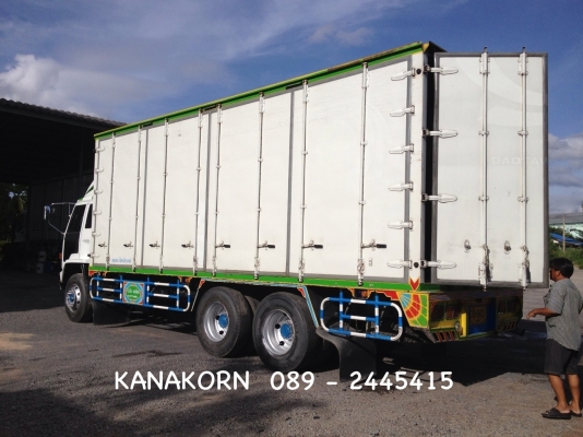 ขายตู้ประตู 10 บานไม่มีเสากลาง