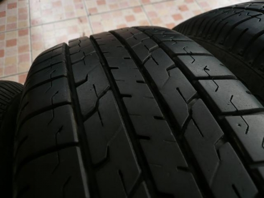 ขายยาง BRIDGESTONE B390 205-65-15 ปี2512 งามๆ (1ชุด)