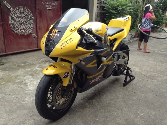 ขาย(แลก-เทิร์น)CBR954ตัวสนาม ปี2003กุญแจชิบ หัวฉีด ไมค์ดิจิตอล อินวอย+สพมแท้ๆ ของแต่งตามรูปเครื่องฟิตไม่มีเย้มสภาพจบแรงโครตๆ