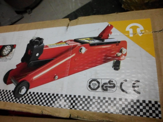 แม่แรง 3 ตัน, 4 ขา3 ตัน,อุปกรณ์หนุนล้อ รถเข็นเข้าใต้เครื่อง