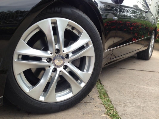 ขาย Benz E-Coupe 200 CGI ปี2011 สีดำ ถูกมากๆ