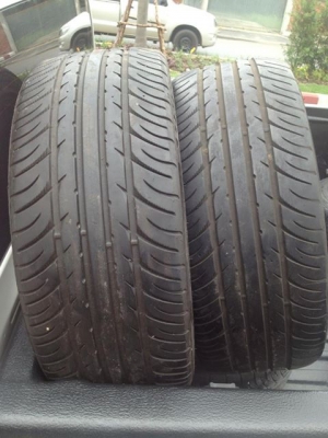 ขายยางKumho Ku31  215-40-18 ปี11  1คู่ ถูกๆ