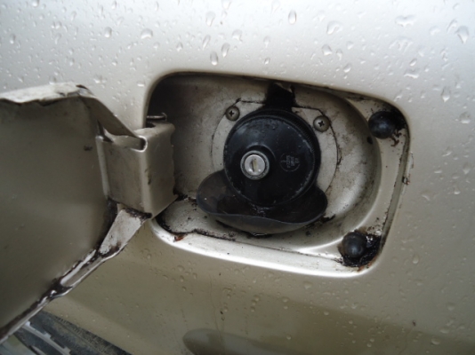 ขายรถเปอร์โยต์ 504 สภาพดี เปลี่ยนเครื่อง 3Y เครื่องเดินเรียบและเงียบ ติดแก๊สเรียบร้อยใช้ได้สองระบบ มี เอกสารพร้อมโอน และภาษีไม่ขาดต่อ สีทำใหม่สวยๆทั้งคัน ไม่มีผุ พร้อมวิ่งทางไกล ช่วงล่างนึ่มๆ หนึบๆ ดีมากขับทางไกลได้สบายๆ ขายในราคา 45,000.-บาท [/b