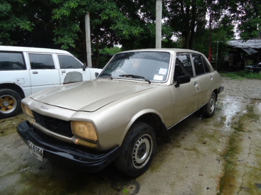 ขายรถเปอร์โยต์ 504 สภาพดี เปลี่ยนเครื่อง 3Y เครื่องเดินเรียบและเงียบ ติดแก๊สเรียบร้อยใช้ได้สองระบบ มี เอกสารพร้อมโอน และภาษีไม่ขาดต่อ สีทำใหม่สวยๆทั้งคัน ไม่มีผุ พร้อมวิ่งทางไกล ช่วงล่างนึ่มๆ หนึบๆ ดีมากขับทางไกลได้สบายๆ ขายในราคา 45,000.-บาท [/b