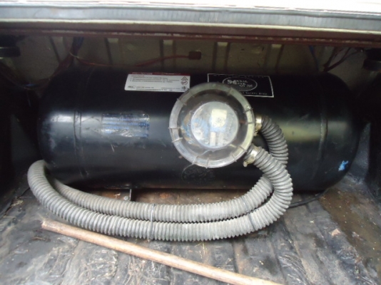 ขายรถเปอร์โยต์ 504 สภาพดี เปลี่ยนเครื่อง 3Y เครื่องเดินเรียบและเงียบ ติดแก๊สเรียบร้อยใช้ได้สองระบบ มี เอกสารพร้อมโอน และภาษีไม่ขาดต่อ สีทำใหม่สวยๆทั้งคัน ไม่มีผุ พร้อมวิ่งทางไกล ช่วงล่างนึ่มๆ หนึบๆ ดีมากขับทางไกลได้สบายๆ ขายในราคา 45,000.-บาท [/b