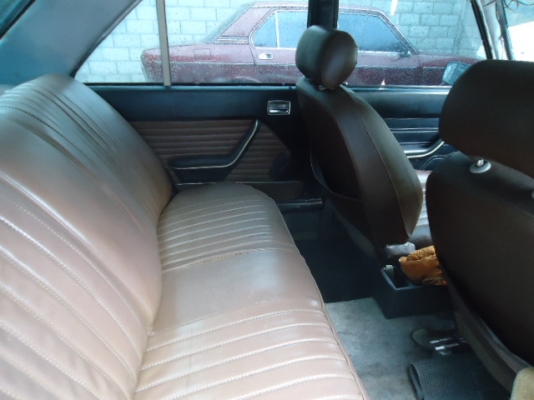 ขายรถเปอร์โยต์ 504 สภาพดี เปลี่ยนเครื่อง 3Y เครื่องเดินเรียบและเงียบ ติดแก๊สเรียบร้อยใช้ได้สองระบบ มี เอกสารพร้อมโอน และภาษีไม่ขาดต่อ สีทำใหม่สวยๆทั้งคัน ไม่มีผุ พร้อมวิ่งทางไกล ช่วงล่างนึ่มๆ หนึบๆ ดีมากขับทางไกลได้สบายๆ ขายในราคา 45,000.-บาท [/b