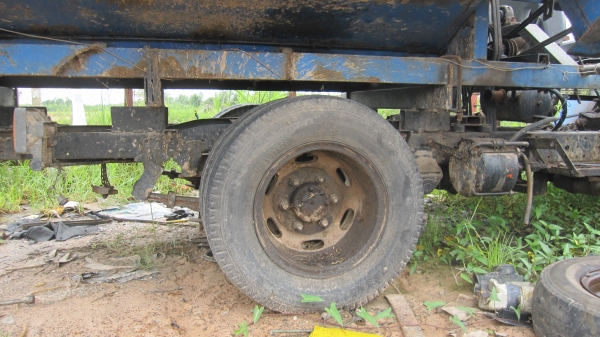 รถนวดข้าวเกษตรราคาถูก ก่อนชำแหละ เครื่องดี DQ 100