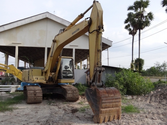 ขายด่วน!!! KOMATSU PC200-6 เอกสารเล่มทะเบียนสภาพสวยค่ะ ขายด่วน!!! KOMATSU PC200-6 เอกสารเล่มทะเบียนสภาพสวยค่ะ