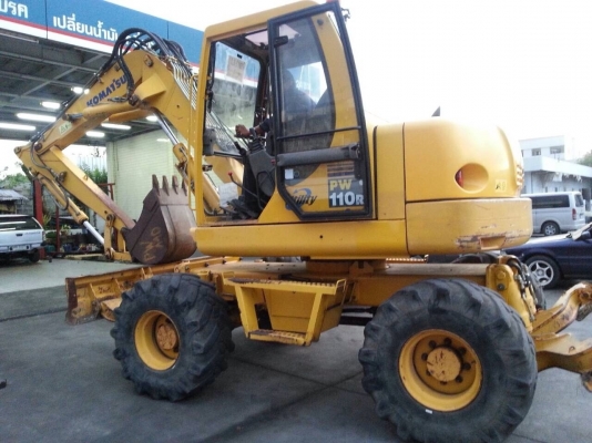 ขายด่วน!!!รถขุดล้อยาง KOMATSU PW110R เอกสารครบ สภาพสวยค่ะ