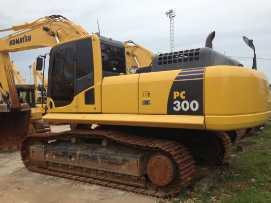 ขายด่วน!!! KOMATSU PC300-8 สภาพสวย พร้อมใช้งานค่ะ