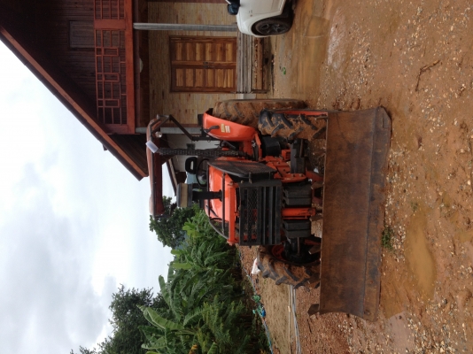 ขายถูกรถไถคูโบต้า M7040 สองเพลา