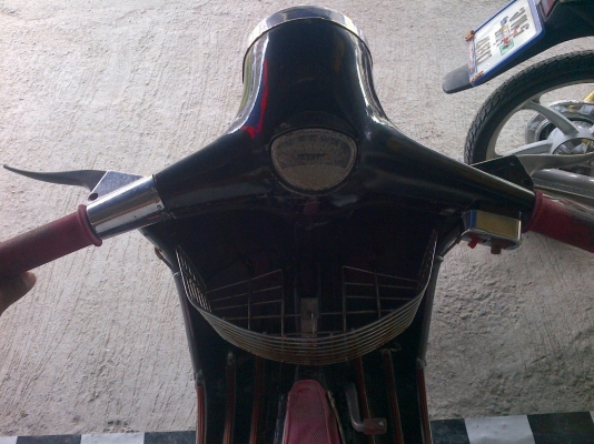 ขาย!!!เวสป้า150ccไฟกลม เครื่องเดิมแน่นๆ สต๊าทติดง่าย ใบซื้อขายพร้อม