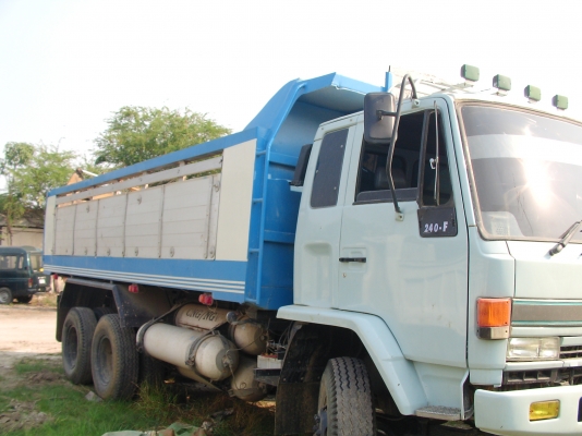 ขายด่วน Isuzu 240 ระบบ แก๊ส NGV