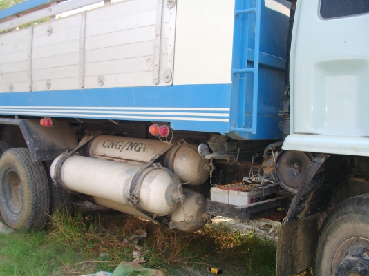 ขายด่วน Isuzu 240 ระบบ แก๊ส NGV