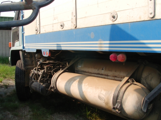 ขายด่วน Isuzu 240 ระบบ แก๊ส NGV