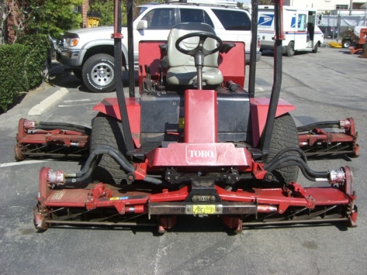รถตัดหญ้า TORO 4000D