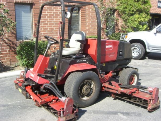 รถตัดหญ้า TORO 4000D