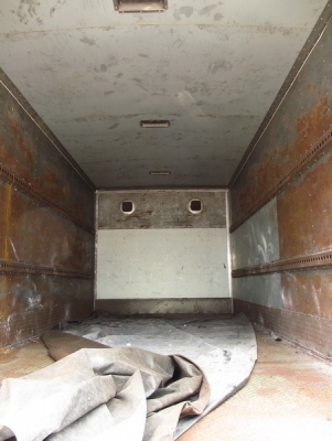 ขายตู้แห้งใส่รถ6ล้อ ประตู2บาน ยาว5เมตร สภาพดี ขายตู้แห้งใส่รถ6ล้อ ประตู2บาน ยาว5เมตร สภาพดี