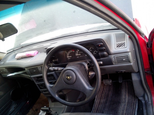 ขายรถแดวู รุ่น nexia สีแดง ขายรถแดวู รุ่น nexia สีแดง