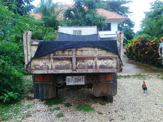 ขาย..รถหกล้อดั้ม HINO KM777 เครื่องดี คัสซีสวย มีเล่มทะเบียนครบ รถสวยจาก ลำปาง.