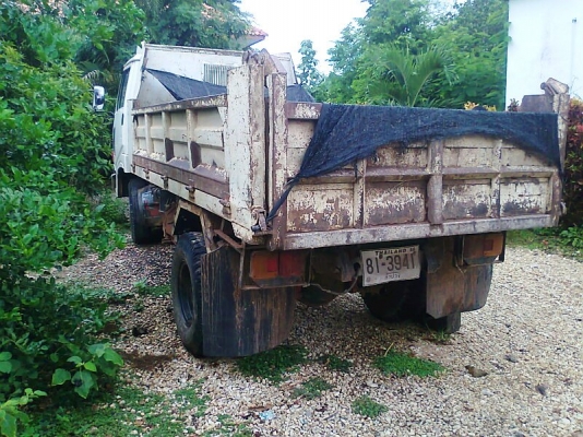 ขาย..รถหกล้อดั้ม HINO KM777 เครื่องดี คัสซีสวย มีเล่มทะเบียนครบ รถสวยจาก ลำปาง.